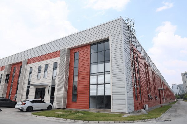 成都厂房重新装修超过多少平方需要报建？